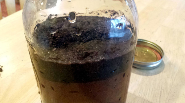 Give the jar of coffee grounds a shake or turn if you walk by it during the steeping time.